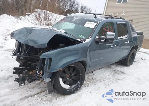 2011 Chevrolet Avalanche 1500 Ls z USA, uszkodzony, nr VIN 3GNTKEE34BG334545